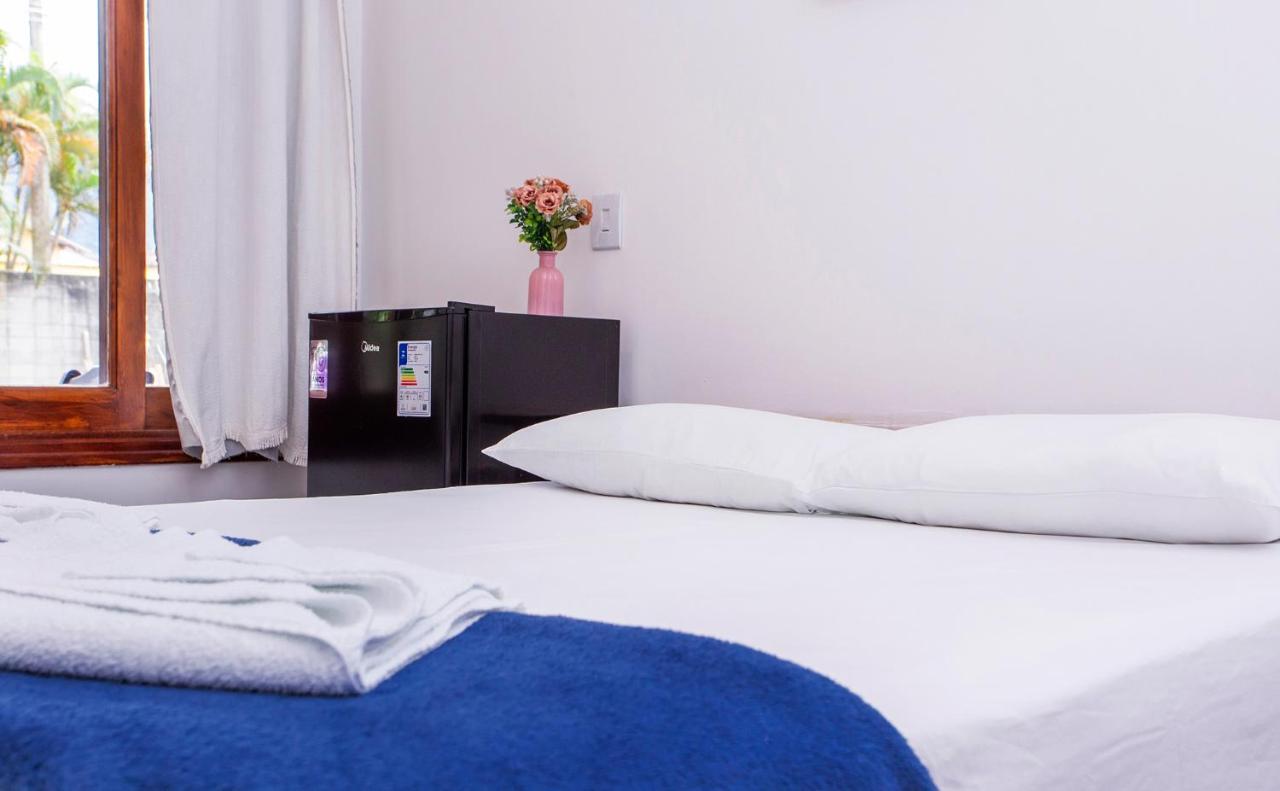 Suites Las Flores Маресиас Экстерьер фото